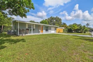 1260 HILLCREST AVENUE, CLEARWATER, FL 33756 Sold 08/28/25