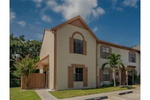 1701 Brigadoon Dr, CLEARWATER