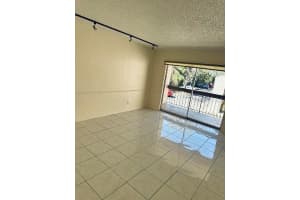 7502 NEEDLE LEAF PLACE, TAMPA, FL 33617 - MLS#MFRTB8362315