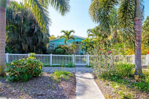 4038 2ND AVENUE, ST PETERSBURG, FL 33713 Sold 05/13/25