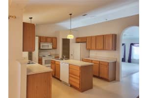 2127 VALRICO HEIGHTS BOULEVARD, VALRICO, FL 33594 Sold 03/28/25