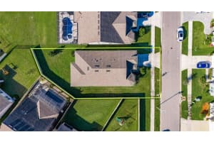 9748 IBIS GROVE BOULEVARD, WESLEY CHAPEL, FL 33545 - MLS#MFRTB8362425