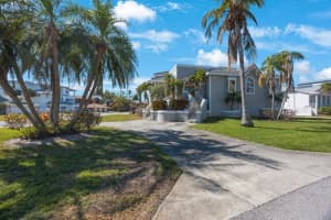 816 Ponce De Leon Dr, TIERRA VERDE 816 Ponce De Leon Dr, TIERRA VERDE