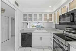 105 ISLAND WAY, CLEARWATER, FL 33767 - MLS#MFRTB8362494