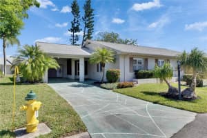 119 GLENDOWER CIRCLE, SUN CITY CENTER, FL 33573 Sold 04/15/25
