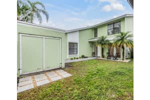 10306 GREEN GROVE PLACE, TAMPA, FL 33624 - MLS#MFRTB8362588