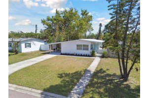 4030 MARLIN DRIVE, ST PETERSBURG, FL 33705 - MLS#MFRTB8362617