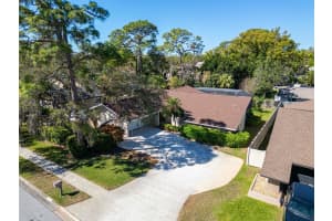 2462 INDIAN TRAIL, PALM HARBOR, FL 34683 - MLS#MFRTB8362656