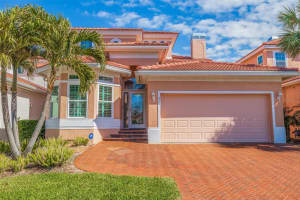 218 SAND KEY ESTATES DRIVE, CLEARWATER BEACH, FL 33767 Sold 06/24/25