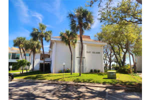 311 Island Way #101, CLEARWATER BEACH