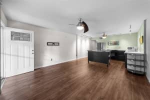 426 32ND AVENUE, ST PETERSBURG, FL 33704 - MLS#MFRTB8362730