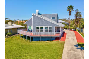 115 16TH STREET, BELLEAIR BEACH, FL 33786 Sold 07/28/25