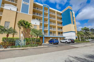 960 STARKEY ROAD, LARGO, FL 33771 Sold 05/30/25