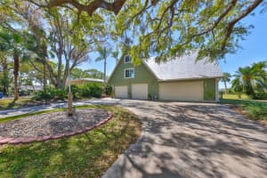 352 SHORE DRIVE, OLDSMAR, FL 34677 Sold 05/15/25
