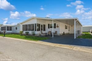 443 Tuna Ct, OLDSMAR