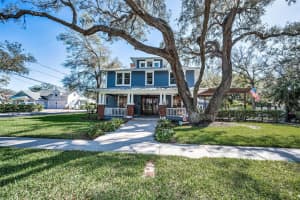 527 SCOTLAND STREET, DUNEDIN, FL 34698 Sold 05/12/25