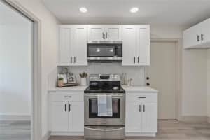 9203 HOLLYRIDGE PLACE, TEMPLE TERRACE, FL 33637 Sold 10/08/25