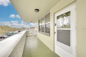 4885 1ST STREET, ST PETERSBURG, FL 33703 - MLS#MFRTB8362966