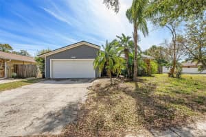 1366 Wexford Dr N, PALM HARBOR