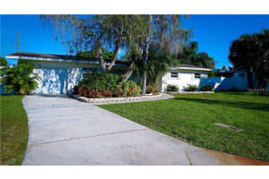 5056 42nd St S, ST PETERSBURG