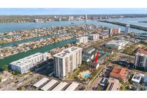 320 ISLAND WAY, CLEARWATER BEACH, FL 33767 Sold 06/06/25