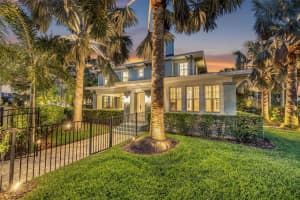 1505 BEACH DRIVE, ST PETERSBURG, FL 33704 Sold 05/30/25
