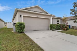 1413 WALLACE MANOR PASS, WINTER HAVEN, FL 33880 Sold 04/25/25