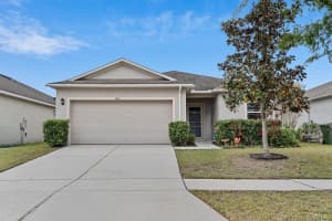 1413 WALLACE MANOR PASS, WINTER HAVEN, FL 33880 Sold 04/25/25