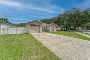1908 DARTFORD COURT, VALRICO, FL 33594 Sold 05/06/25