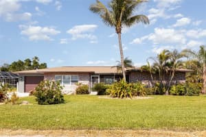 4 OAKLAND HILLS COURT, ROTONDA WEST, FL 33947 - MLS#MFRTB8363234