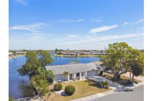 1735 FLAMINGO LANE, SUN CITY CENTER, FL 33573 Sold 04/29/25
