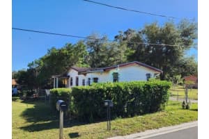 966 CLOVER AVENUE, DELAND, FL 32720 Sold 08/11/25