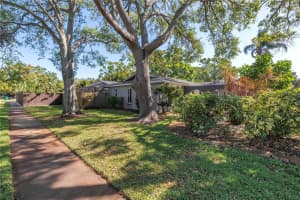 11791 111TH TERRACE, SEMINOLE, FL 33778 Sold 04/30/25