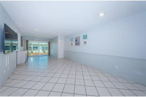 9214 MISSION OAKS BOULEVARD, SEMINOLE, FL 33776 Sold 07/29/25
