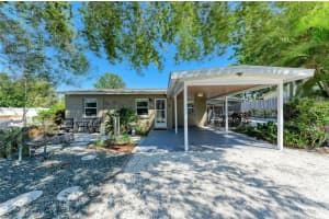 412 River Blvd S, NOKOMIS