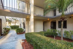 2211 Belleair Rd #d12, CLEARWATER
