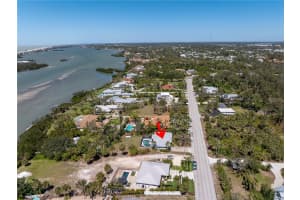 823 BAYSHORE ROAD, NOKOMIS, FL 34275 Sold 04/18/25