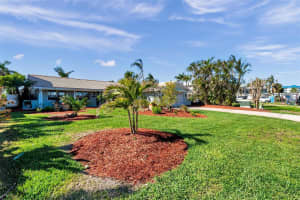 8032 13TH AVENUE, ST PETERSBURG, FL 33707 - MLS#MFRTB8363649