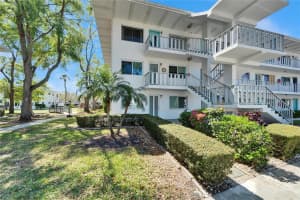 8454 111TH STREET, SEMINOLE, FL 33772 - MLS#MFRTB8363681