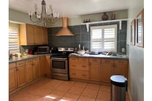 7501 4TH AVENUE, ST PETERSBURG, FL 33710 Sold 04/08/25