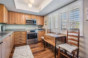 3076 EASTLAND BOULEVARD, CLEARWATER, FL 33761 Sold 08/22/25