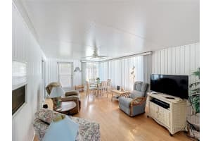 194 BIG PINE AVENUE, FROSTPROOF, FL 33843 - MLS#MFRTB8363710