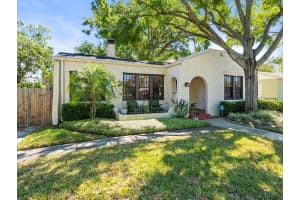 208 BUNGALOW PARK AVENUE, TAMPA, FL 33609 Sold 05/02/25