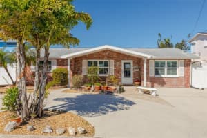 12821 5th Isle, HUDSON