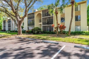 1398 SHADY PINE WAY, TARPON SPRINGS, FL 34688 Sold 09/25/25