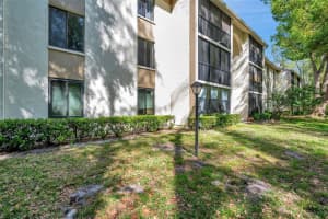 1398 SHADY PINE WAY, TARPON SPRINGS, FL 34688 Sold 09/25/25