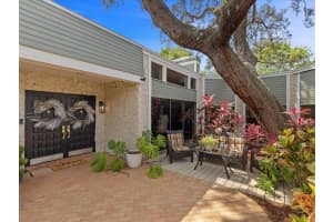 2860 BRIARWOOD LANE, PALM HARBOR, FL 34683 Sold 05/29/25