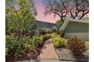 2860 BRIARWOOD LANE, PALM HARBOR, FL 34683 Sold 05/29/25