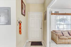 4524 OAK ARBOR CIRCLE, ORLANDO, FL 32802 Sold 07/18/25