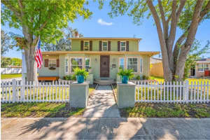 8205 OVERLOOK PLACE, ST PETERSBURG, FL 33702 Sold 08/29/25